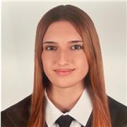 Experiencia en enseñar a mis compañeros y ayudarlos a subir sus notas. Soy una estudiante de bachillerato encantada en enseñarte. Domino al 100% las materias de Lengua Castellana y Literatura, Matemáticas, Inglés, y no tengo dificultad por ninguna por lo